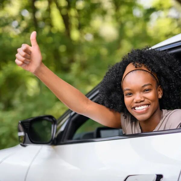 Conduire à 17 ans c'est possible